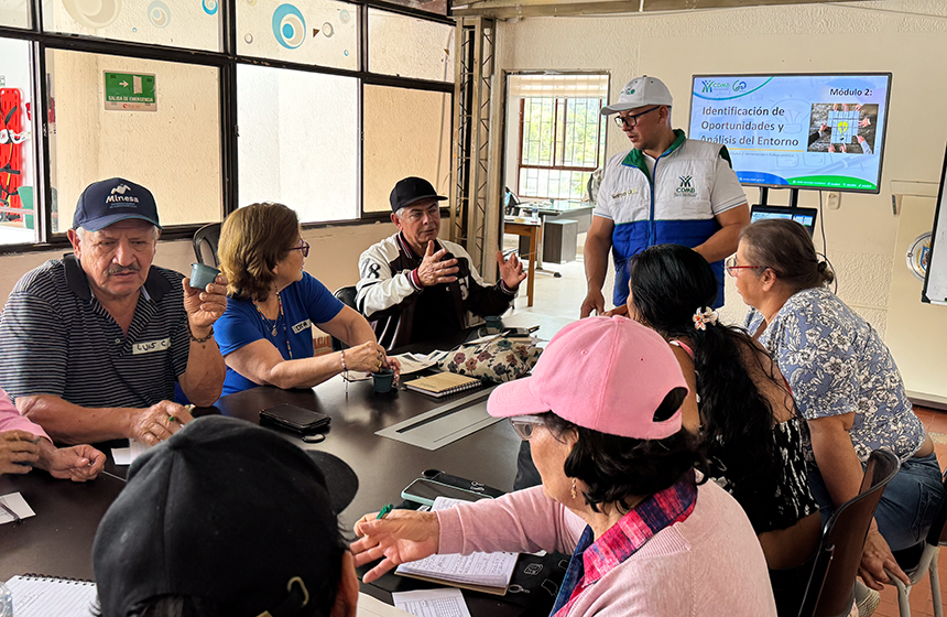 CDMB llevó a Suratá estrategia para convertir ideas comunitarias en proyectos de impacto